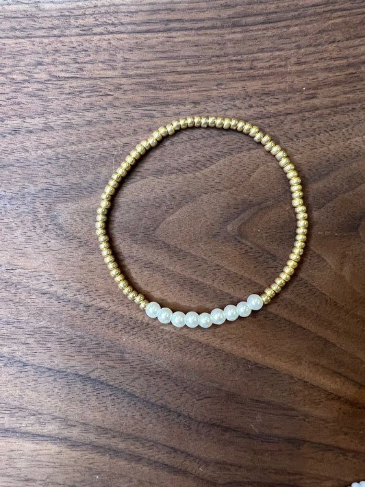 Seed Bead & Glass Pearl Bracelet